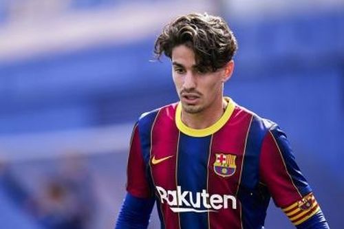 Barcelona chính thức chia tay cầu thủ đầu tiên dưới thời Xavi