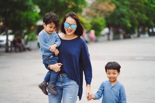 Những bà mẹ đơn thân của showbiz Việt