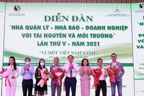 Báo chí và vai trò truyền tải thông điệp về ý thức trách nhiệm bảo vệ môi trường biển