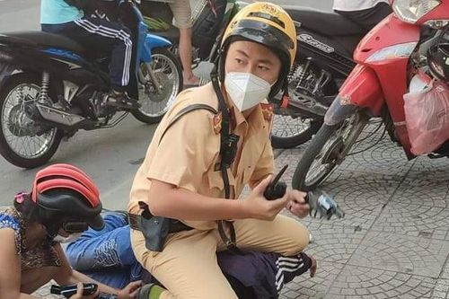 TP Hồ Chí Minh: CSGT khống chế đối tượng đâm trọng thương 2 phụ nữ