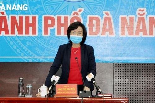 Khẩn trương tiêm mũi 3 vắc-xin phòng Covid-19