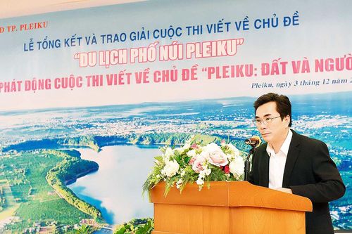Từ quy định 'cứng' đến sức mạnh 'mềm'