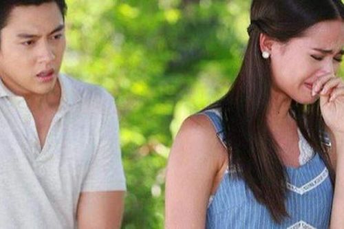 Sau 10 năm gặp lại vợ cũ bán tôm cá, tôi sốc trước căn nhà em ở và gã đàn ông chở con đi học mỗi ngày