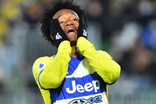 Juventus hòa đội mới lên hạng