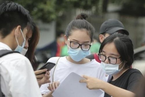 Lãnh đạo trường THCS ở Hà Nội mong công bố sớm phương án thi lớp 10