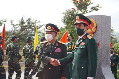 Giao lưu hữu nghị Quốc phòng biên giới Việt Nam - Lào lần thứ nhất