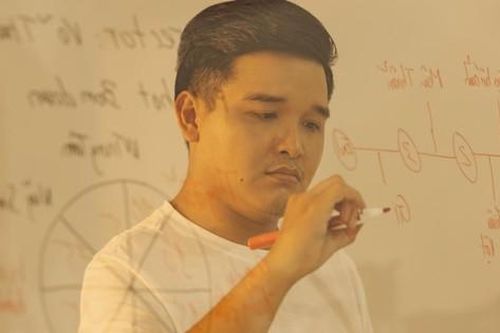 'Đạo diễn trăm tỷ' Võ Thanh Hòa 'âm mưu' gì cho phim Tết 2022?