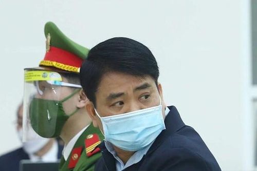 Ông Nguyễn Đức Chung: 'Không biết có về đưa tiễn bố mẹ lúc ra đi hay không'