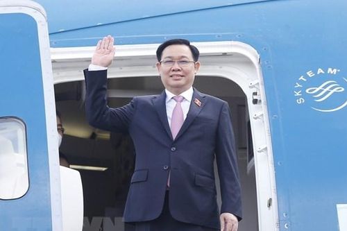 Chủ tịch Quốc hội Vương Đình Huệ lên đường thăm chính thức Hàn Quốc và Ấn Độ