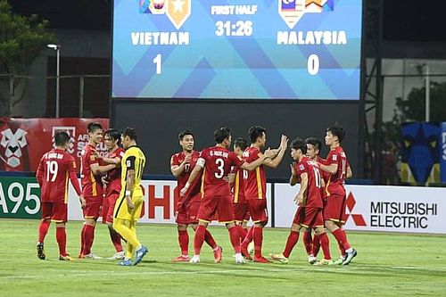Vòng bảng AFF Suzuki Cup 2020: Đội tuyển bóng đá Việt Nam thắng đậm đội tuyển bóng đá Malaysia