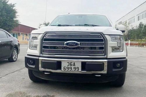 Ford F-150 hơn 4 tỷ trúng biển 'tứ quý 9' ở Thanh Hóa