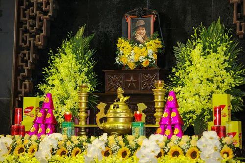 Con trai cố nhạc sĩ Phú Quang xúc động nói về gia tài bố để lại