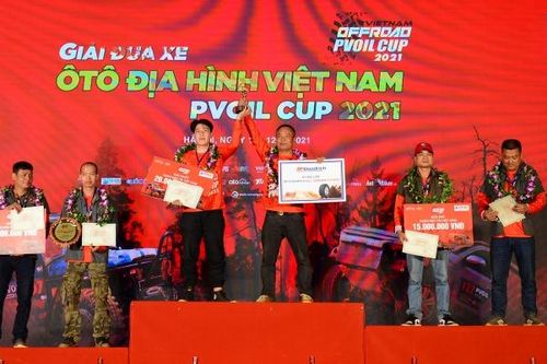 PVOIL VOC 2021: Trao giải cho những vận động viên xuất sắc mùa giải thứ 13