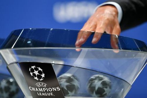 Messi 'đụng độ' Ronaldo ở vòng 1/8 Champions League