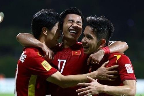 Việt Nam 'làm gỏi' Malaysia, ông Park nhàn nhã mưu đấu Indonesia