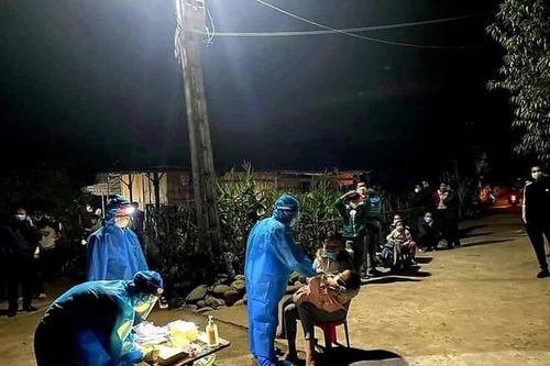Sáng 13/12, Nghệ An ghi nhận 60 ca nhiễm Covid-19 mới, trong đó có 4 ca cộng đồng