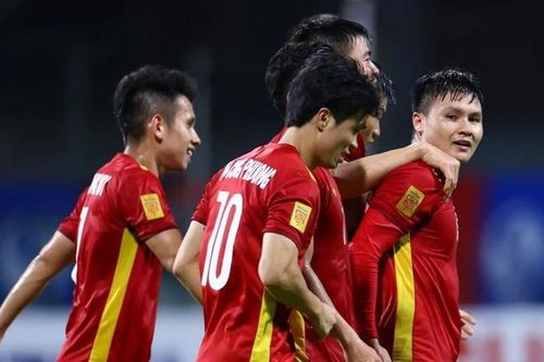 CLIP: ĐT Việt Nam dễ dàng 'vùi dập' Malaysia 3 bàn không gỡ