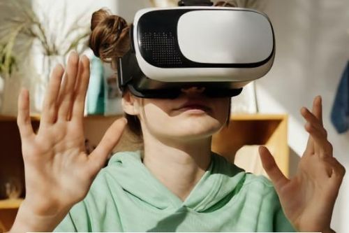 Apple Glass sẽ sử dụng công nghệ Face ID để theo dõi cử chỉ tay