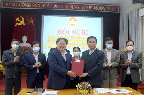 Ủy ban MTTQ tỉnh ký kết chương trình phối hợp với Ban Dân tộc tỉnh