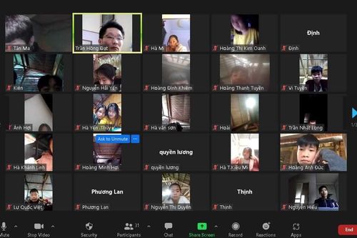 Văn Bàn: Nhiều trường học cho học sinh nghỉ học và học trực tuyến