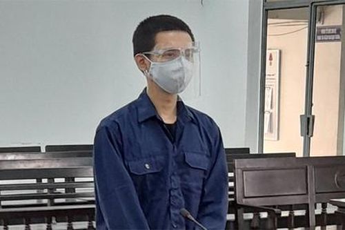 Dùng kéo truy sát chị họ trọng thương vì bị đuổi khỏi nhà