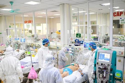 Gần 440 F0 ở Hà Nội đang điều trị tại nhà, lượng bệnh nhân COVID-19 nặng, nguy kịch tăng