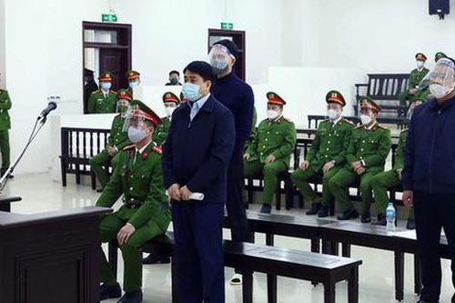 Ông Nguyễn Đức Chung bị phạt 8 năm tù, bồi thường 25 tỉ đồng