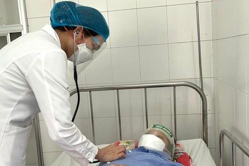 Cứu sống thai phụ bị ban xuất huyết, giảm tiểu cầu huyết khối nặng, nguy cơ tử vong cao