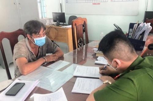 Bắt giữ nhóm đối tượng tạt xăng, dầu lên người lực lượng làm nhiệm vụ