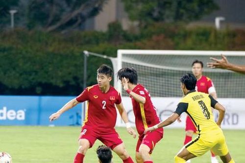 Nguyễn Tuấn Anh và màn ra mắt ngọt ngào ở tuyển Việt Nam