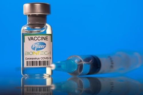 Thêm 7 lô vắc xin Pfizer được tăng hạn sử dụng lên 9 tháng