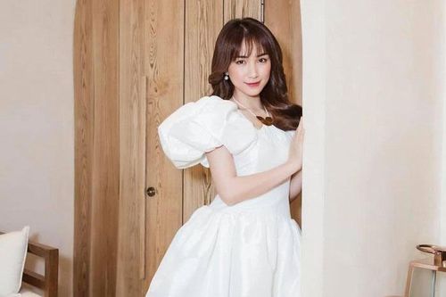Học Hòa Minzy loạt tips phối đồ hack dáng cho cô nàng cao 1m56
