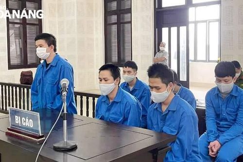 Nhóm đối tượng giết người nhận tổng mức án 77 năm tù