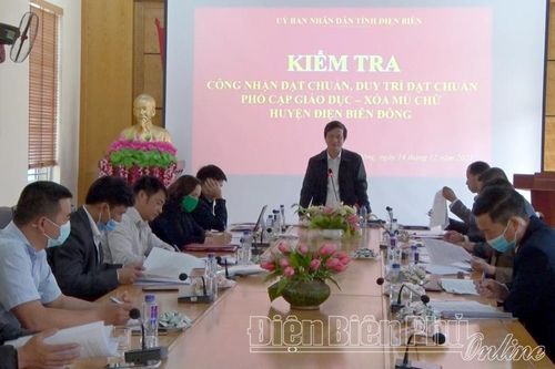 Kiểm tra công nhận đạt chuẩn, duy trì đạt chuẩn phổ cập giáo dục xóa mù chữ tại Điện Biên Đông
