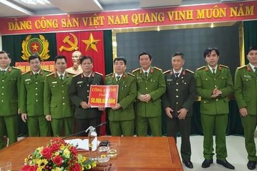 Hủy tư cách tu sĩ Phật giáo đối với Võ Viết Đạt