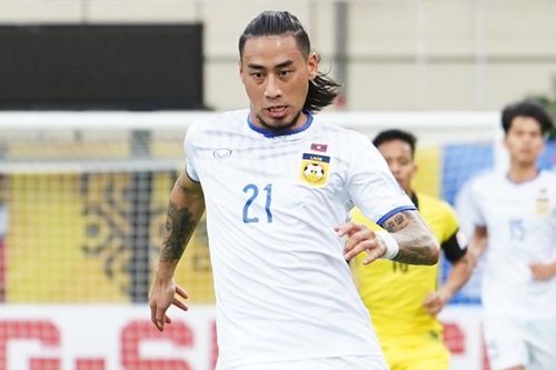 Tiền đạo thi đấu ở Pháp của tuyển Lào 'tịt ngòi' tại AFF Cup