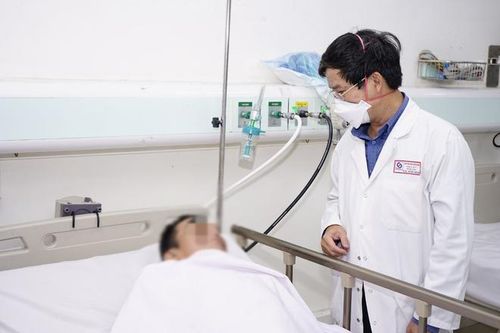 Ngộ độc rượu, 2 người tử vong