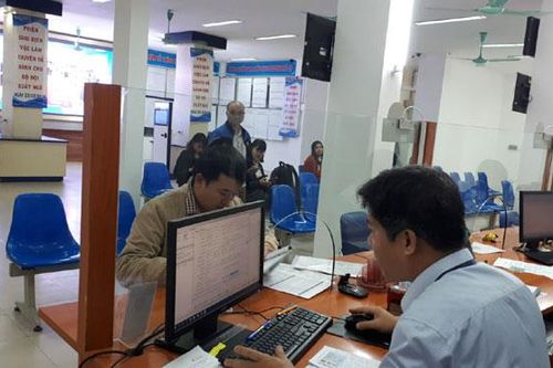 Nghỉ việc nhưng chưa chốt sổ BHXH, nhận trợ cấp thất nghiệp thế nào?
