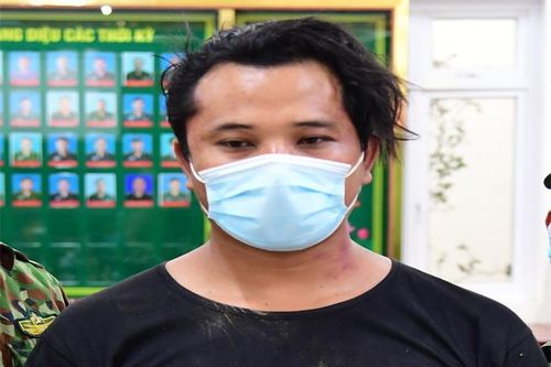 Bắt đối tượng người Campuchia vận chuyển hơn 1kg ma túy đá vào Việt Nam