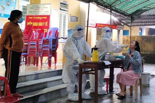Người từ chối tiêm vaccine Covid-19 có thể sẽ phải tự chi trả phí điều trị nếu nhiễm bệnh