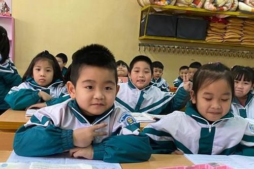 Kiểm tra học kỳ lớp 1 - 2: Phụ huynh lo, trường rơi thế khó