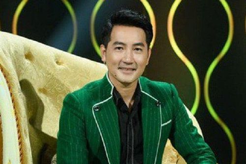 Ca sĩ Nguyễn Phi Hùng tiết lộ lý do 'hoãn yêu' dù đã U50
