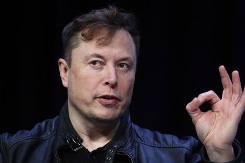 Elon Musk lại đăng tweet về Dogecoin, khiến giá tiền ảo này tăng chóng mặt