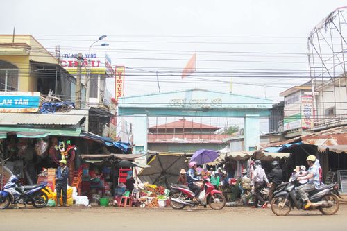 Giảm công suất hoạt động một số chợ ở huyện Phú Thiện, Chư Sê và Chư Pưh