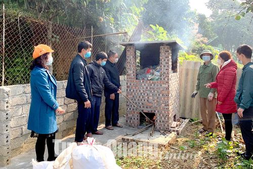Xử lý rác thải ở thị trấn Tân Yên: Đồng bộ các giải pháp