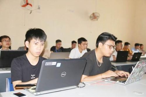 Giáo dục Không dễ mời giảng viên thỉnh giảng