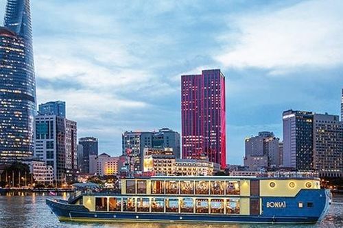 Việt Nam nhận giải thưởng 'Điểm đến Du thuyền trên sông tốt nhất châu Á 2021'