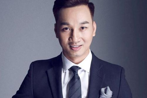MC Thành Trung trải lòng về quyết định từ võ sĩ thành... nghệ sĩ