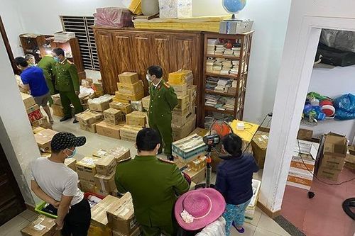 Huế: Tạm giữ 284 kiện hàng hóa không có hóa đơn trị giá 1 tỷ đồng