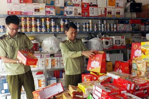 Ham giá rẻ, người tiêu dùng vô tình tiếp tay cho hàng giả tràn lan